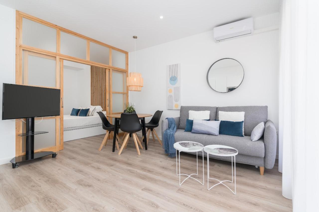 Suite Homes Hesperides Garden Beach Málaga Exterior foto