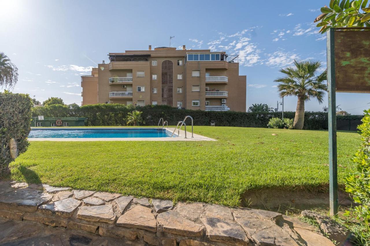 Suite Homes Hesperides Garden Beach Málaga Exterior foto