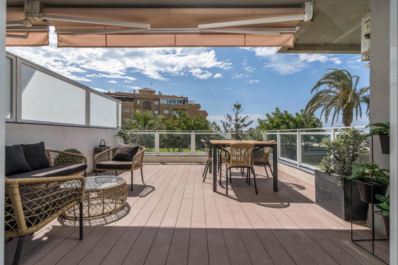 Suite Homes Hesperides Garden Beach Málaga Exterior foto