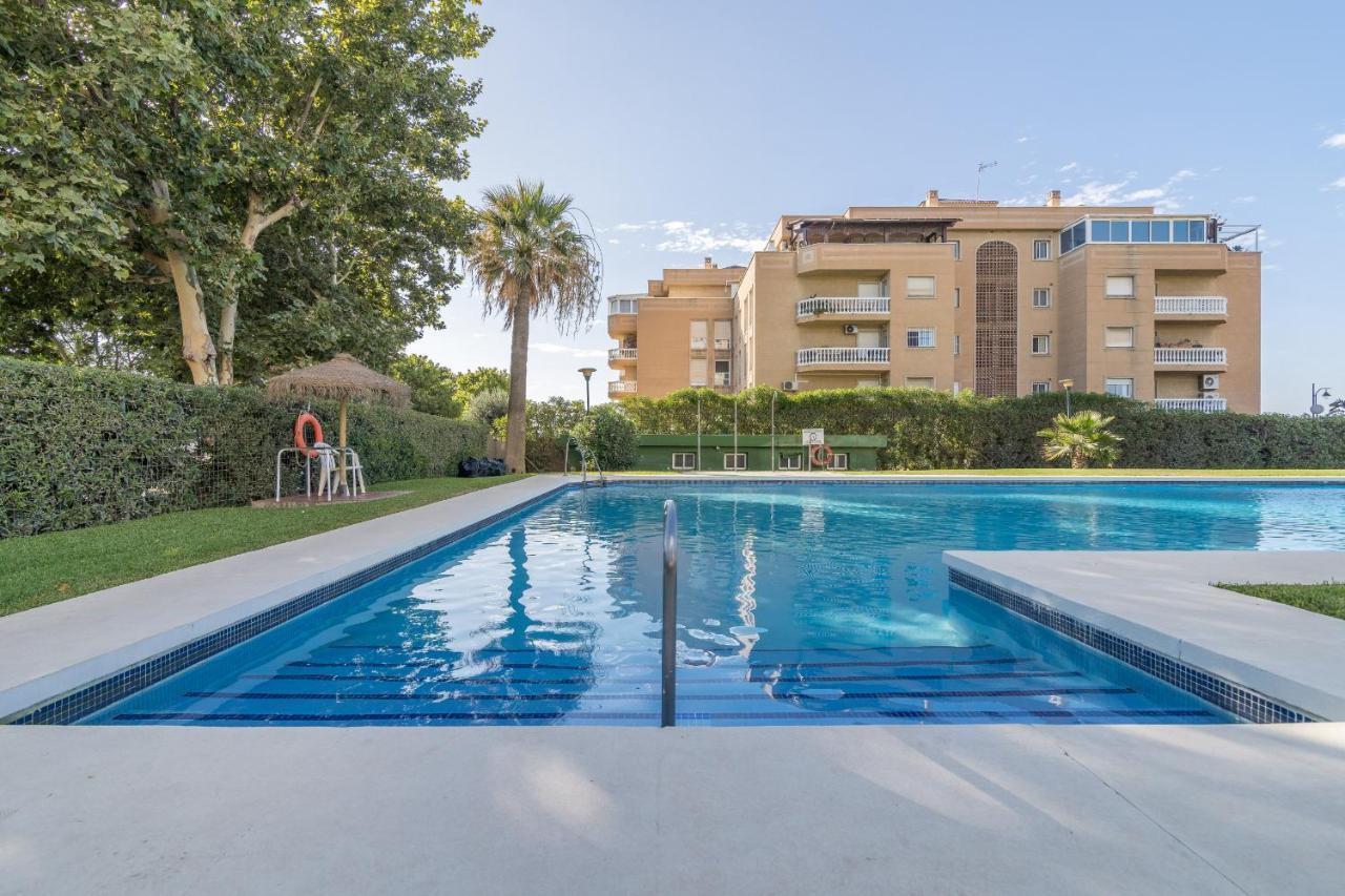 Suite Homes Hesperides Garden Beach Málaga Exterior foto