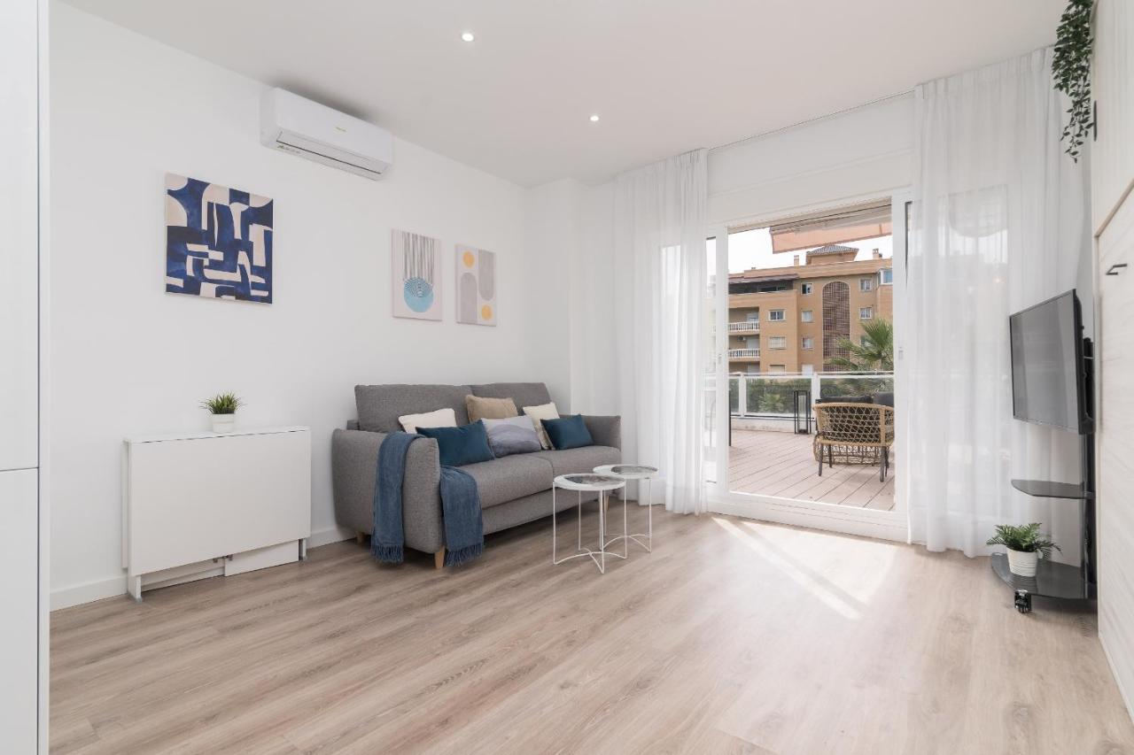 Suite Homes Hesperides Garden Beach Málaga Exterior foto