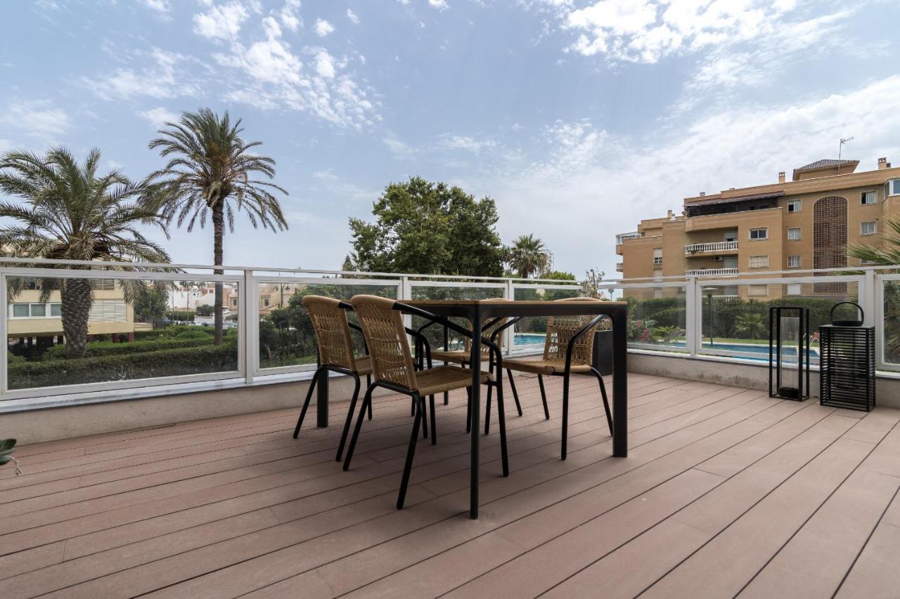 Suite Homes Hesperides Garden Beach Málaga Exterior foto