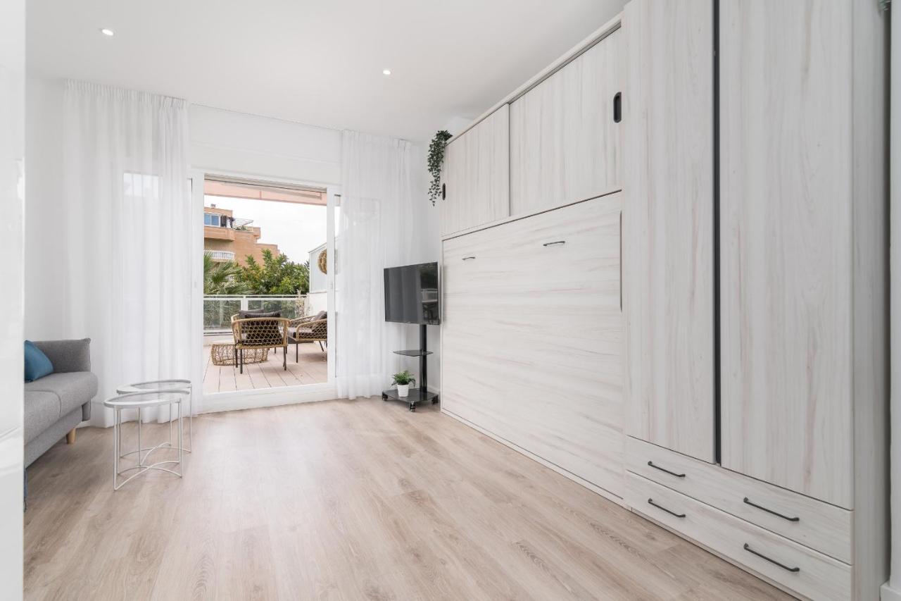 Suite Homes Hesperides Garden Beach Málaga Exterior foto