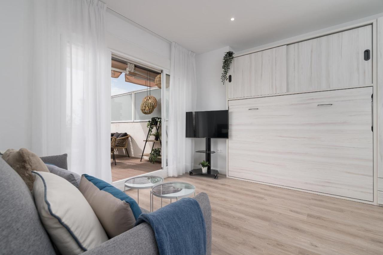 Suite Homes Hesperides Garden Beach Málaga Exterior foto