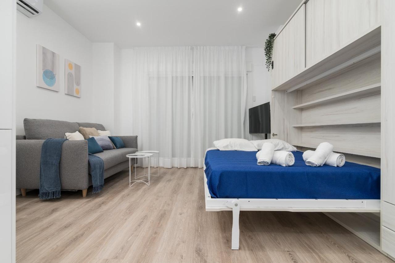 Suite Homes Hesperides Garden Beach Málaga Exterior foto