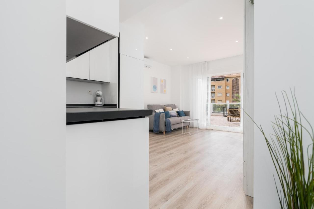 Suite Homes Hesperides Garden Beach Málaga Exterior foto